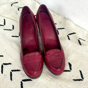 Bass Kaylin Burgundy‎ Leather Penny Loafer w/Slight Platform 3.75 Heel Size 9B